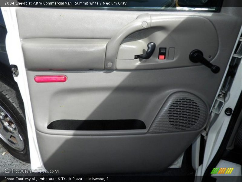 Summit White / Medium Gray 2004 Chevrolet Astro Commercial Van