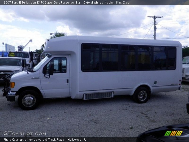 Oxford White / Medium Flint Grey 2007 Ford E Series Van E450 Super Duty Passenger Bus