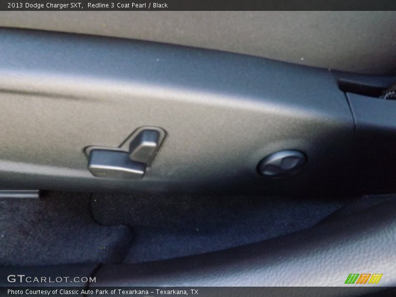 Redline 3 Coat Pearl / Black 2013 Dodge Charger SXT