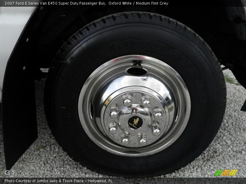  2007 E Series Van E450 Super Duty Passenger Bus Wheel