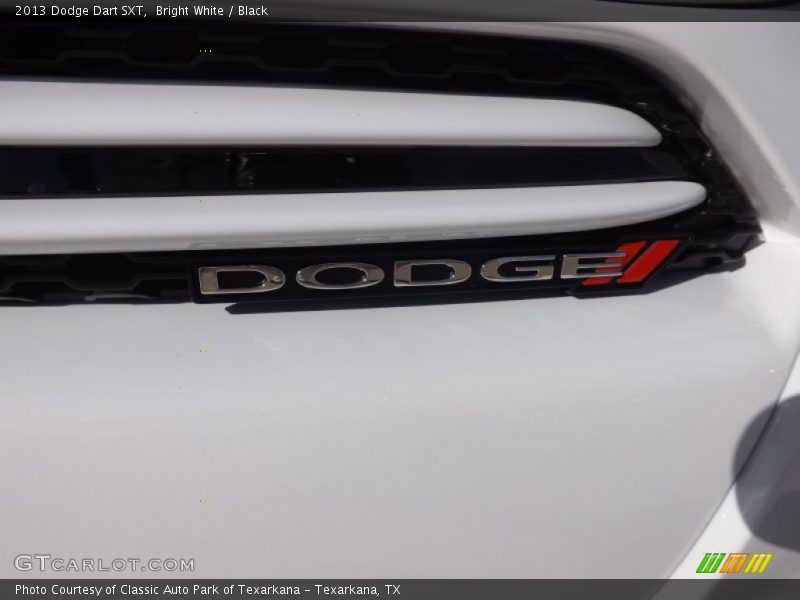 Bright White / Black 2013 Dodge Dart SXT