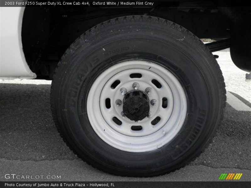 Oxford White / Medium Flint Grey 2003 Ford F250 Super Duty XL Crew Cab 4x4