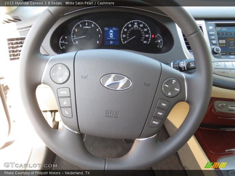  2013 Genesis 3.8 Sedan Steering Wheel