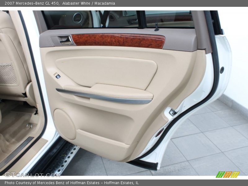 Alabaster White / Macadamia 2007 Mercedes-Benz GL 450