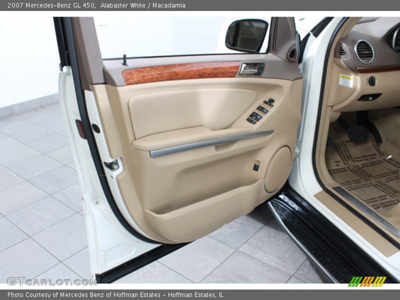 Alabaster White / Macadamia 2007 Mercedes-Benz GL 450