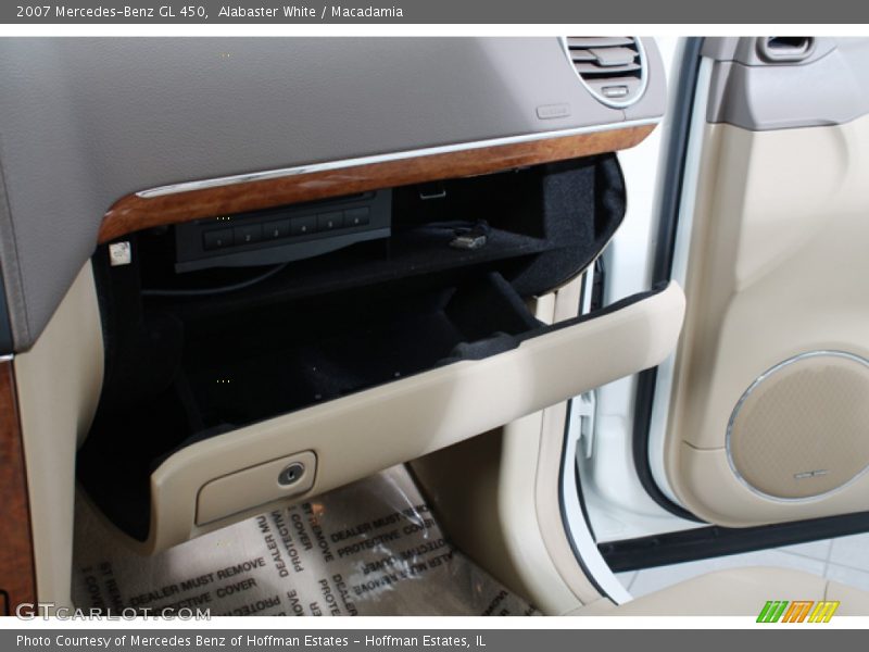 Alabaster White / Macadamia 2007 Mercedes-Benz GL 450