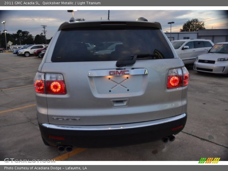 Quicksilver Metallic / Light Titanium 2011 GMC Acadia SL