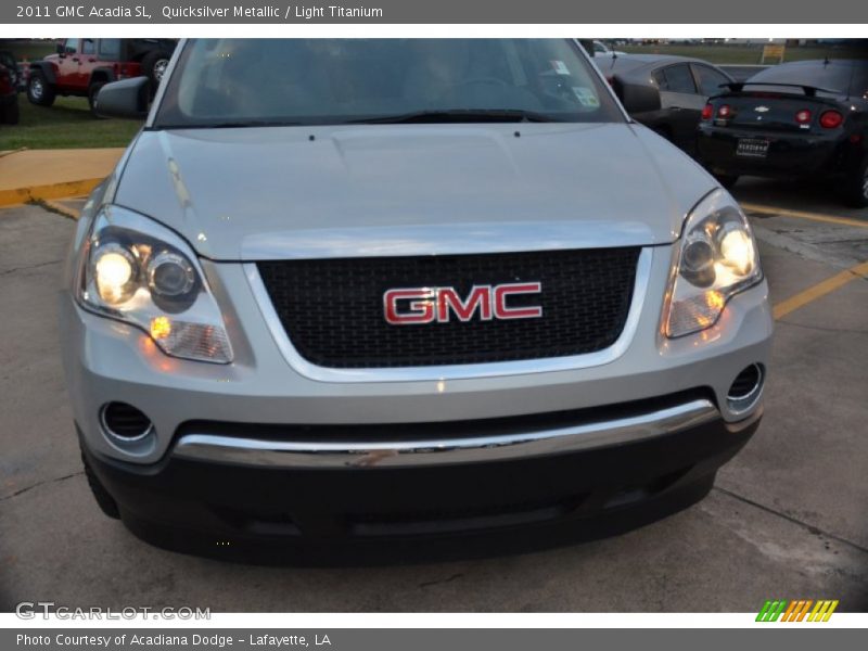 Quicksilver Metallic / Light Titanium 2011 GMC Acadia SL