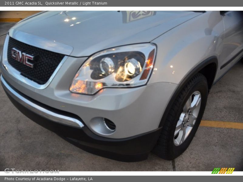 Quicksilver Metallic / Light Titanium 2011 GMC Acadia SL