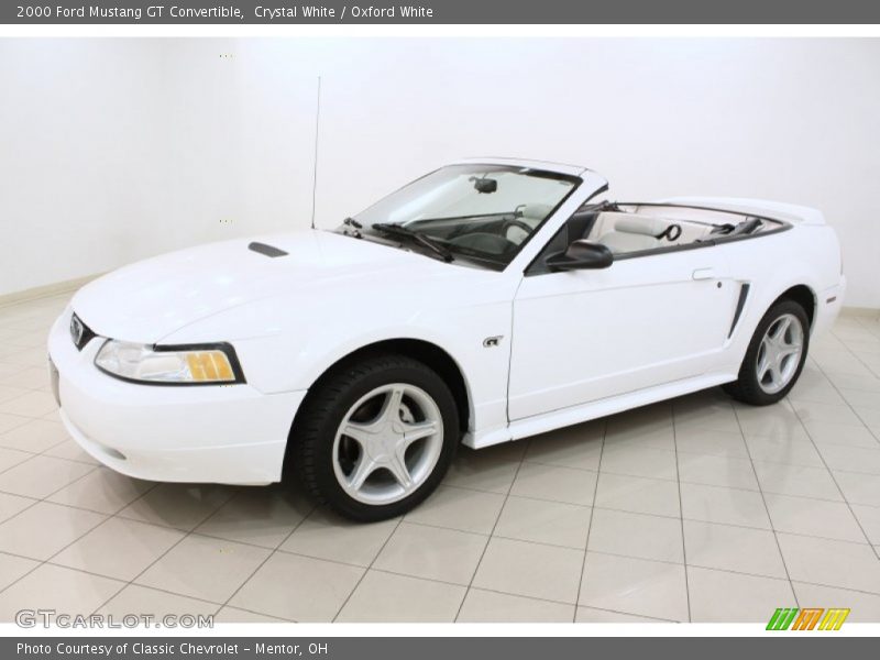 Front 3/4 View of 2000 Mustang GT Convertible