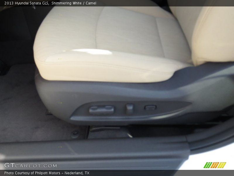 Shimmering White / Camel 2013 Hyundai Sonata GLS