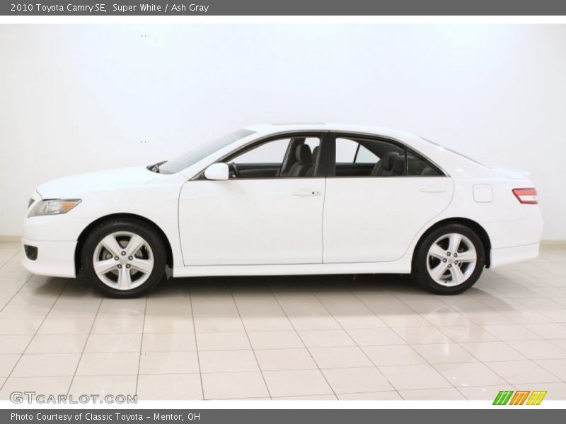 Super White / Ash Gray 2010 Toyota Camry SE