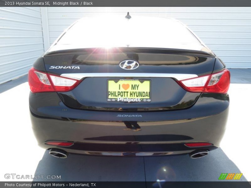 Midnight Black / Black 2013 Hyundai Sonata SE