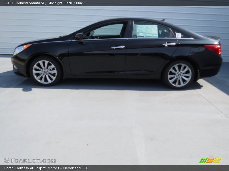 Midnight Black / Black 2013 Hyundai Sonata SE