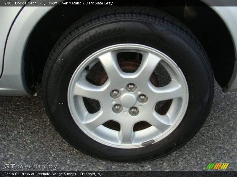 Bright Silver Metallic / Dark Slate Gray 2005 Dodge Neon SXT
