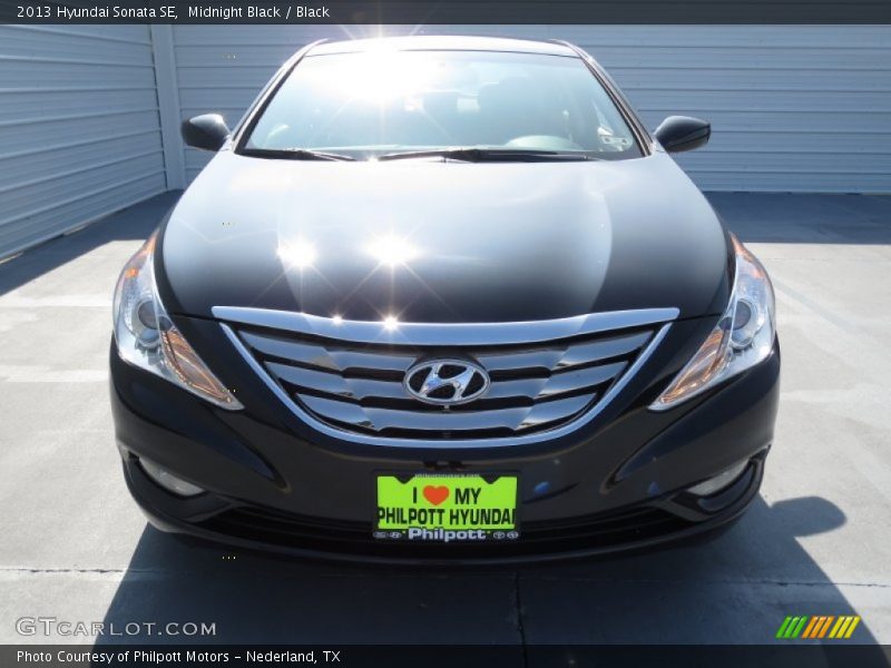 Midnight Black / Black 2013 Hyundai Sonata SE
