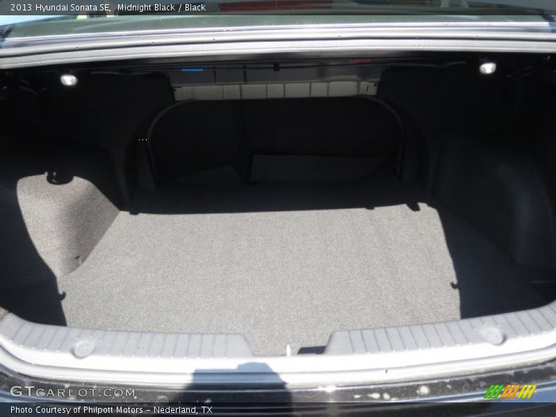 Midnight Black / Black 2013 Hyundai Sonata SE