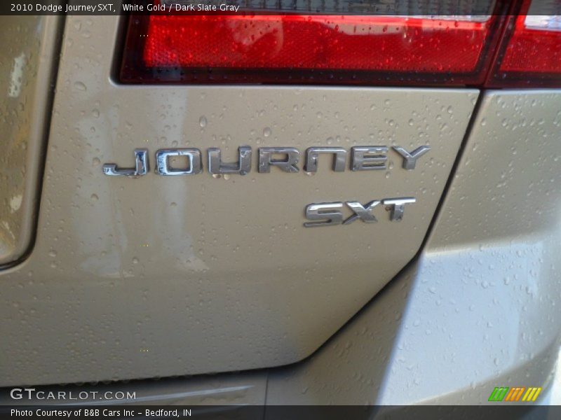White Gold / Dark Slate Gray 2010 Dodge Journey SXT