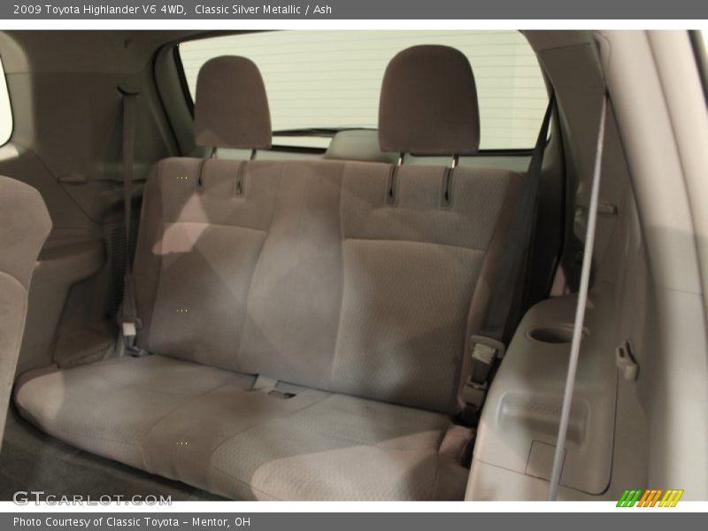 Classic Silver Metallic / Ash 2009 Toyota Highlander V6 4WD