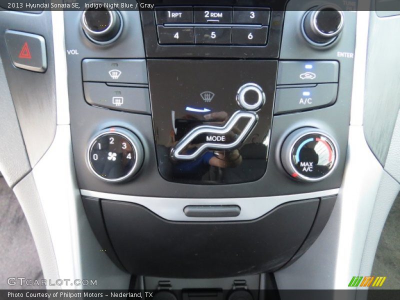 Indigo Night Blue / Gray 2013 Hyundai Sonata SE