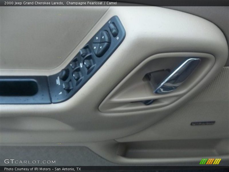 Champagne Pearlcoat / Camel 2000 Jeep Grand Cherokee Laredo