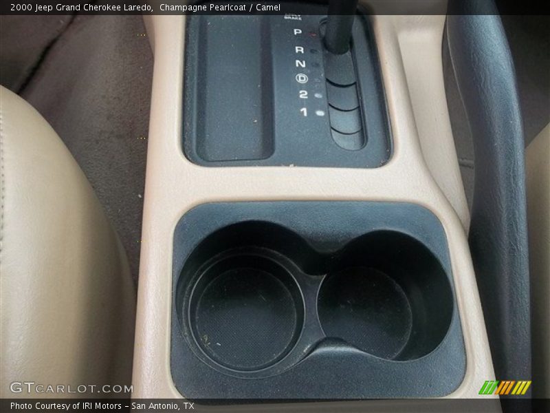 Champagne Pearlcoat / Camel 2000 Jeep Grand Cherokee Laredo