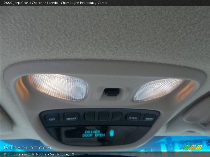 Champagne Pearlcoat / Camel 2000 Jeep Grand Cherokee Laredo