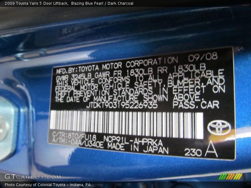 Blazing Blue Pearl / Dark Charcoal 2009 Toyota Yaris 5 Door Liftback