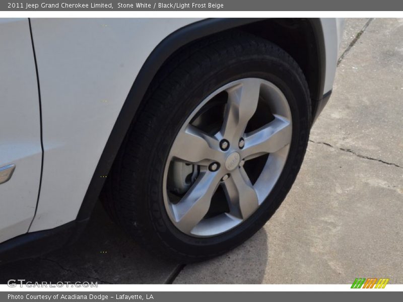 Stone White / Black/Light Frost Beige 2011 Jeep Grand Cherokee Limited