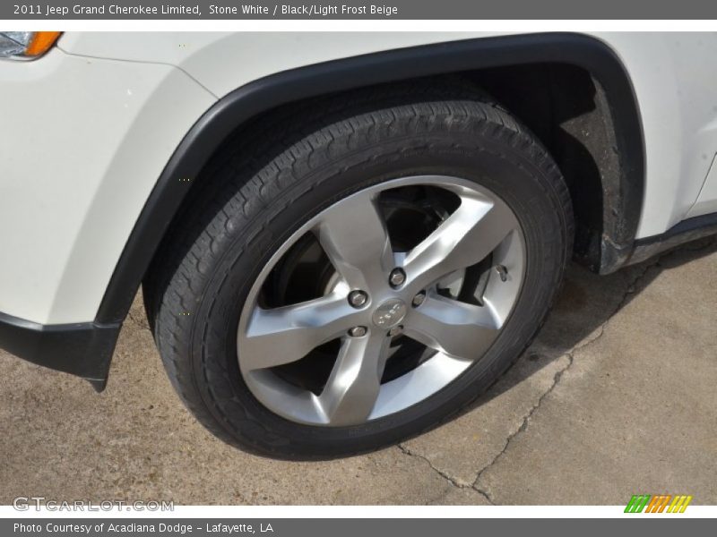 Stone White / Black/Light Frost Beige 2011 Jeep Grand Cherokee Limited