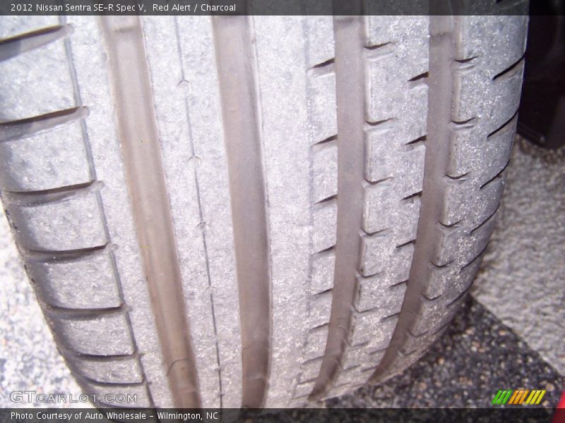 Red Alert / Charcoal 2012 Nissan Sentra SE-R Spec V