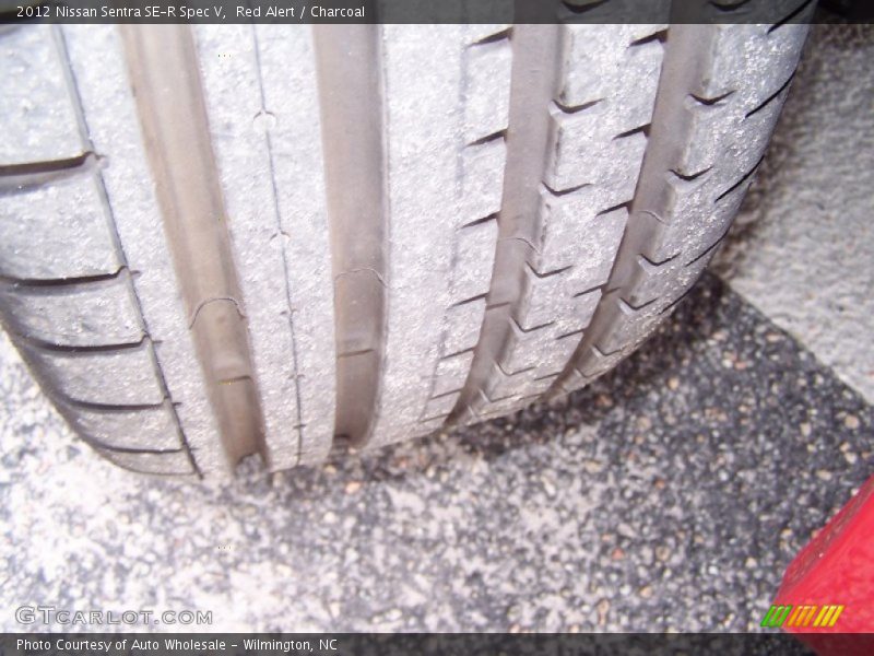 Red Alert / Charcoal 2012 Nissan Sentra SE-R Spec V