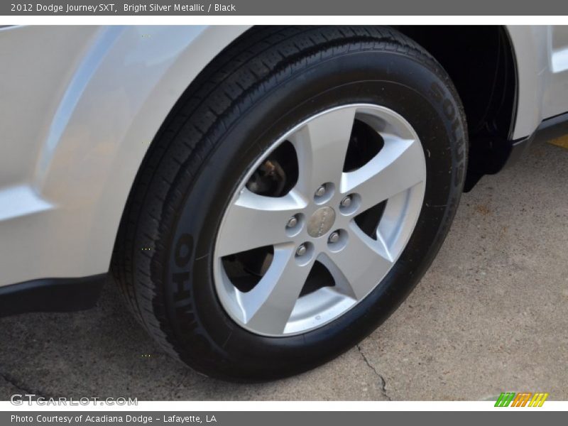 Bright Silver Metallic / Black 2012 Dodge Journey SXT