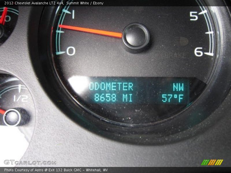 Summit White / Ebony 2012 Chevrolet Avalanche LTZ 4x4