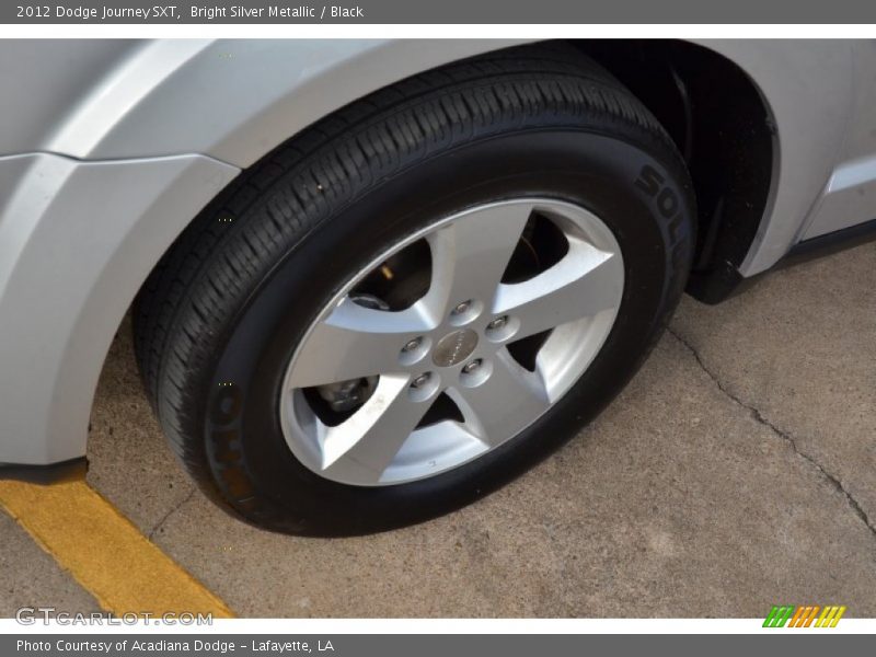 Bright Silver Metallic / Black 2012 Dodge Journey SXT