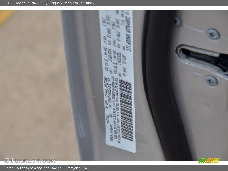 Bright Silver Metallic / Black 2012 Dodge Journey SXT