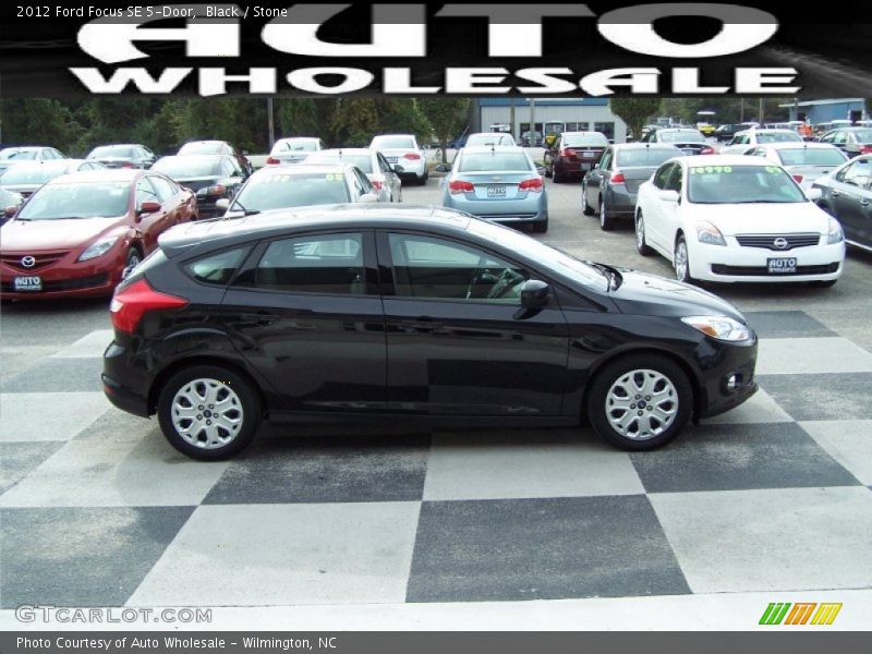Black / Stone 2012 Ford Focus SE 5-Door