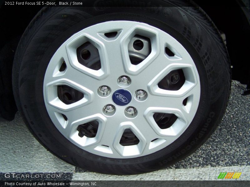 Black / Stone 2012 Ford Focus SE 5-Door