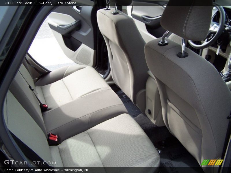 Black / Stone 2012 Ford Focus SE 5-Door