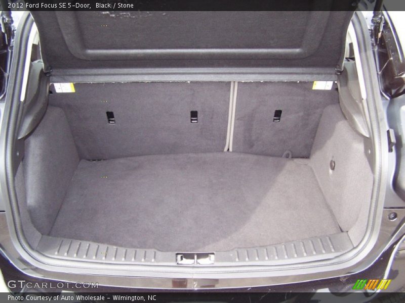 Black / Stone 2012 Ford Focus SE 5-Door