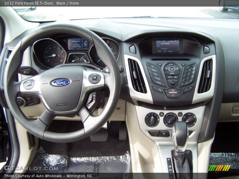 Black / Stone 2012 Ford Focus SE 5-Door
