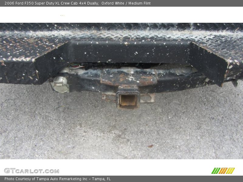 Oxford White / Medium Flint 2006 Ford F350 Super Duty XL Crew Cab 4x4 Dually