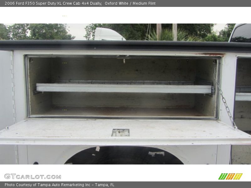 Oxford White / Medium Flint 2006 Ford F350 Super Duty XL Crew Cab 4x4 Dually