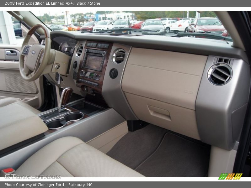 Dashboard of 2008 Expedition EL Limited 4x4