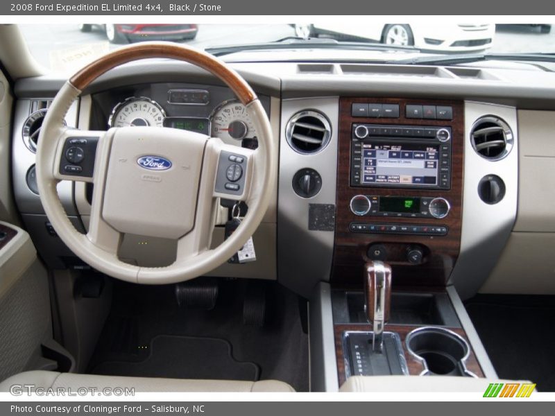 Dashboard of 2008 Expedition EL Limited 4x4
