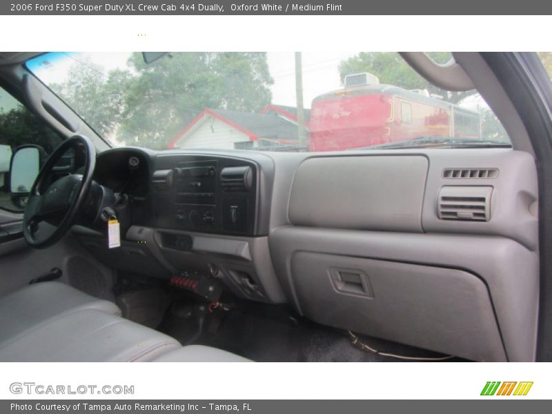 Oxford White / Medium Flint 2006 Ford F350 Super Duty XL Crew Cab 4x4 Dually