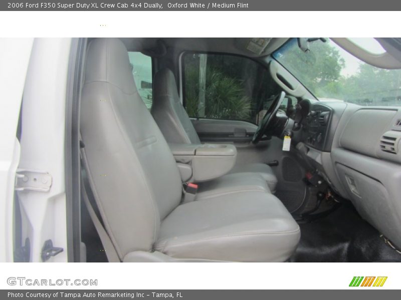 Oxford White / Medium Flint 2006 Ford F350 Super Duty XL Crew Cab 4x4 Dually
