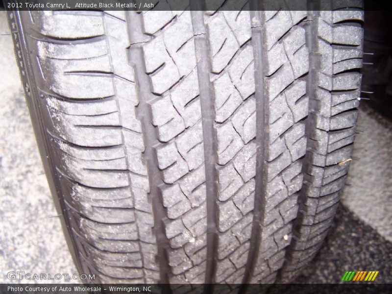 Attitude Black Metallic / Ash 2012 Toyota Camry L