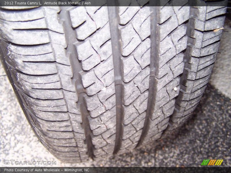 Attitude Black Metallic / Ash 2012 Toyota Camry L