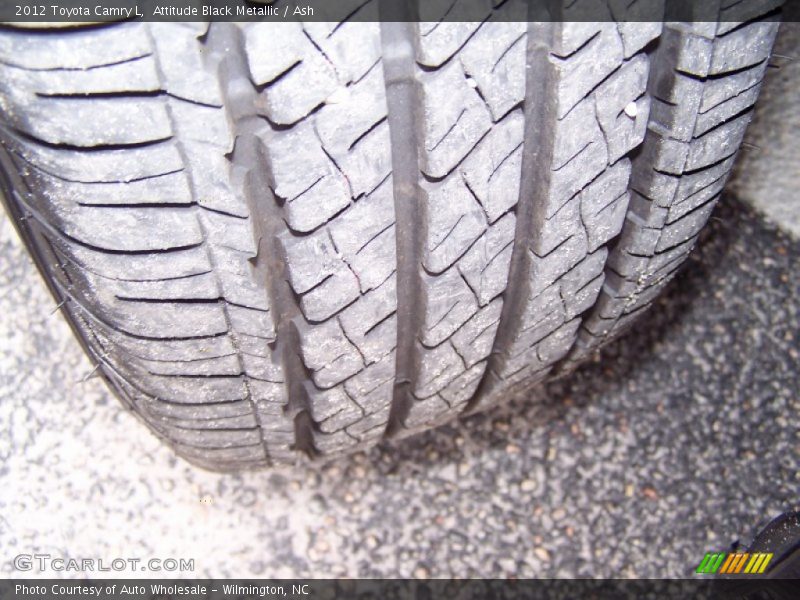 Attitude Black Metallic / Ash 2012 Toyota Camry L